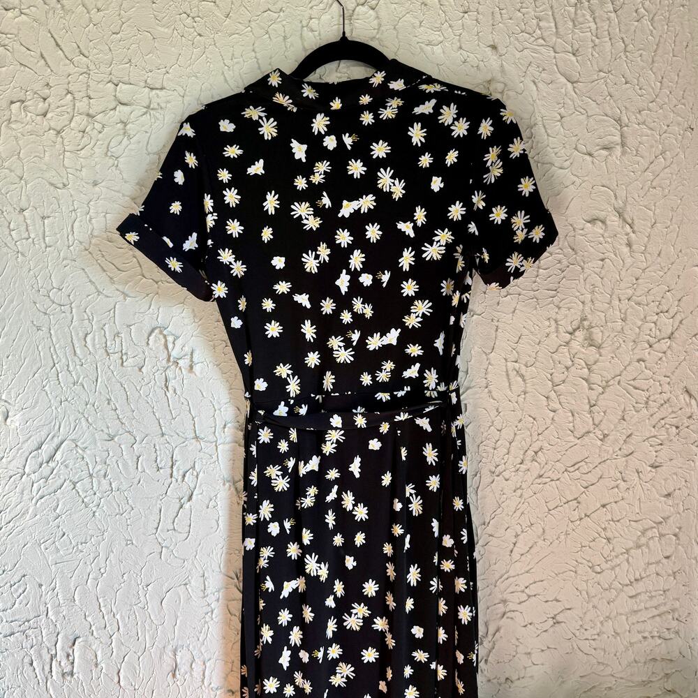 Cynthia Rowley Daisy Print Black Floral Shirt Cottagecore Button Front Size 12 - Picture 5 of 10